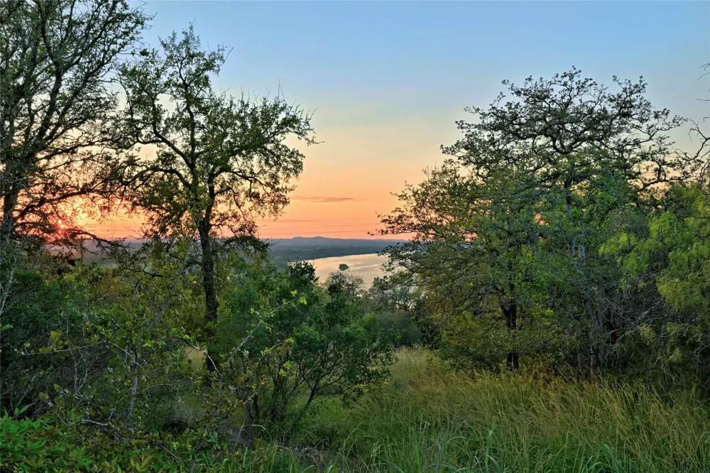 1711 W FM 2147 Marble Falls, TX 78654