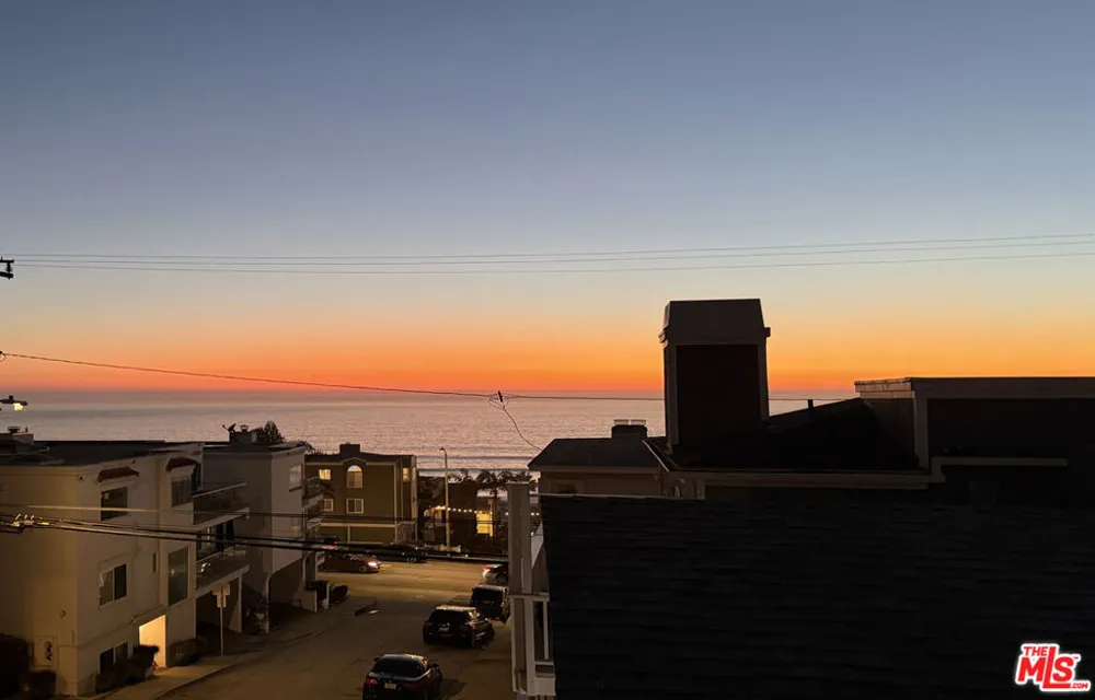 323 31st Street Manhattan Beach, CA 90266