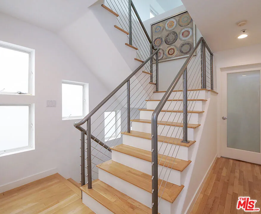 323 31st Street Manhattan Beach, CA 90266