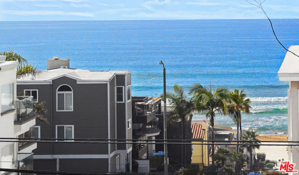 323 31st Street Manhattan Beach, CA 90266