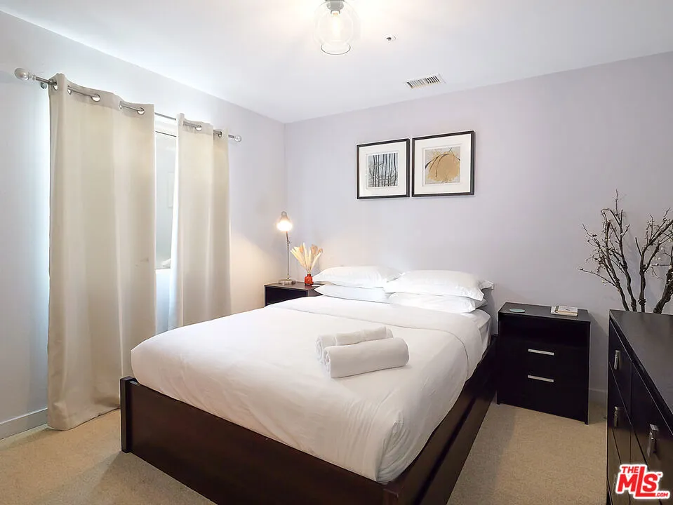 323 31st Street Manhattan Beach, CA 90266