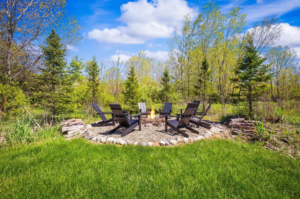 5553 Hidden Pond Lane Chikaming Township, MI 49125
