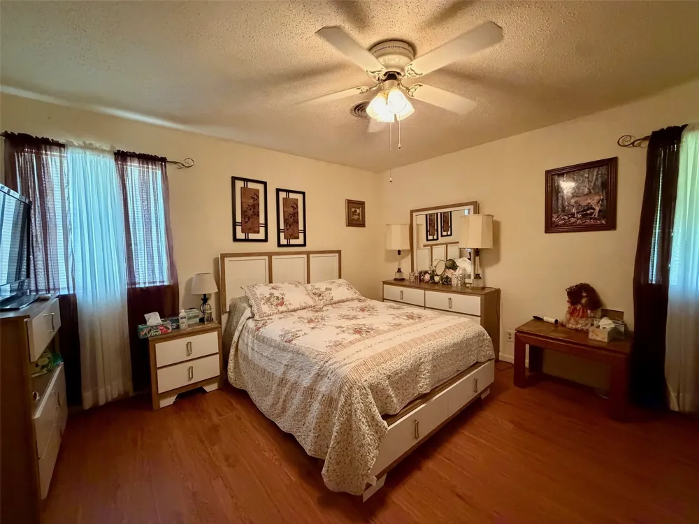 802 W 4th Street Clarksville, TX 75426