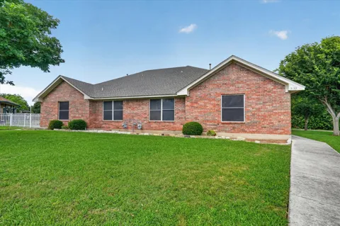 3132 Cedar Hill Street