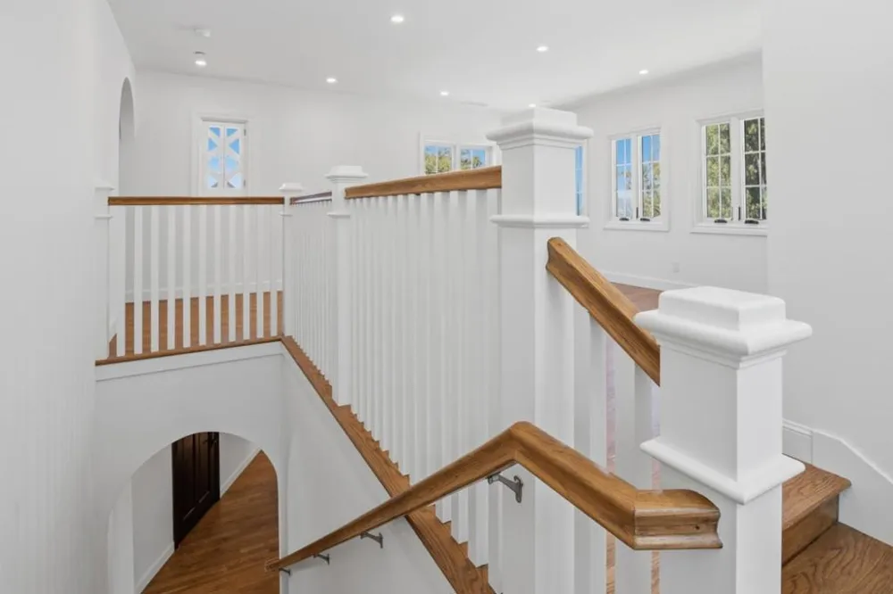 16010 Carey Lane Morgan Hill, CA 95037