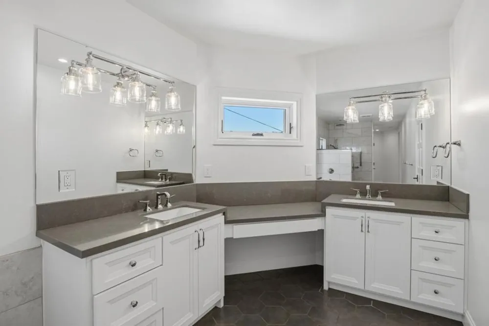 16010 Carey Lane Morgan Hill, CA 95037