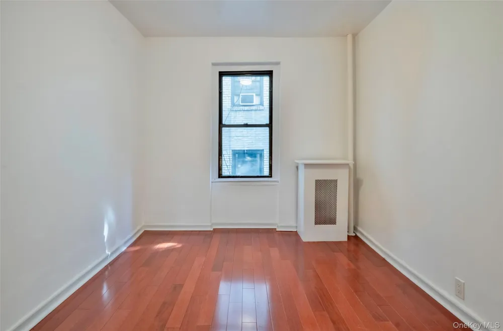 21-77 33rd Street #2A Astoria, NY 11105