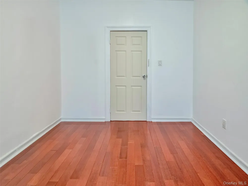 21-77 33rd Street #2A Astoria, NY 11105