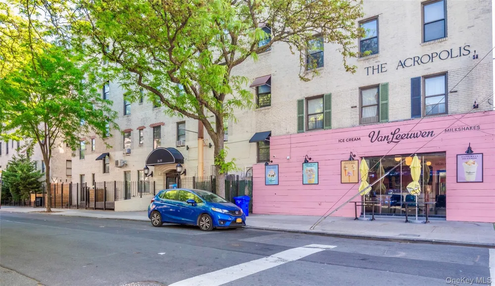 21-77 33rd Street #2A Astoria, NY 11105
