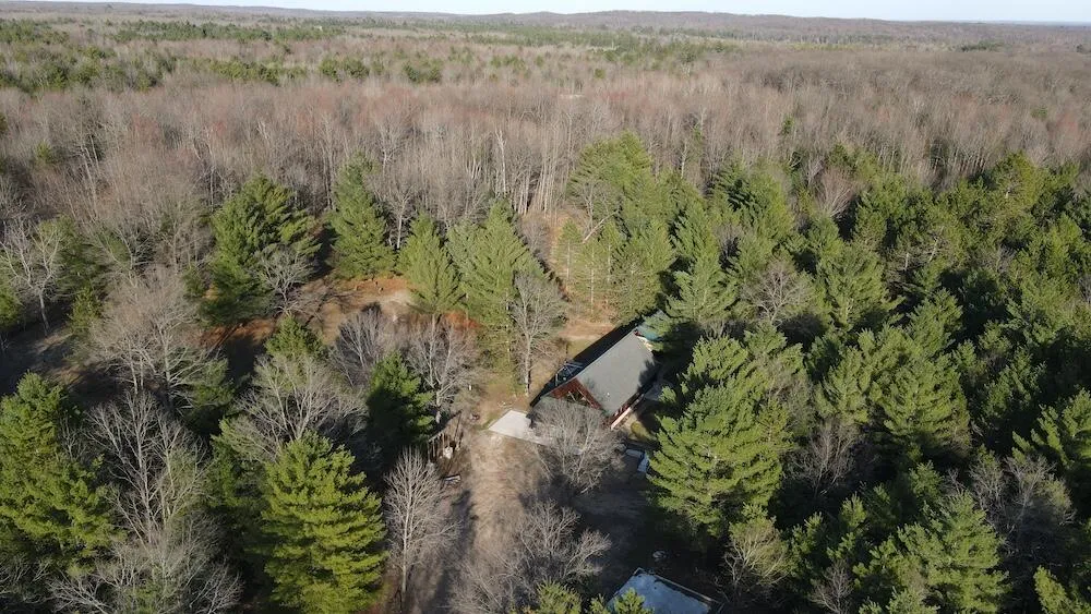 7584 Railroad Grade Gladwin, MI 48624