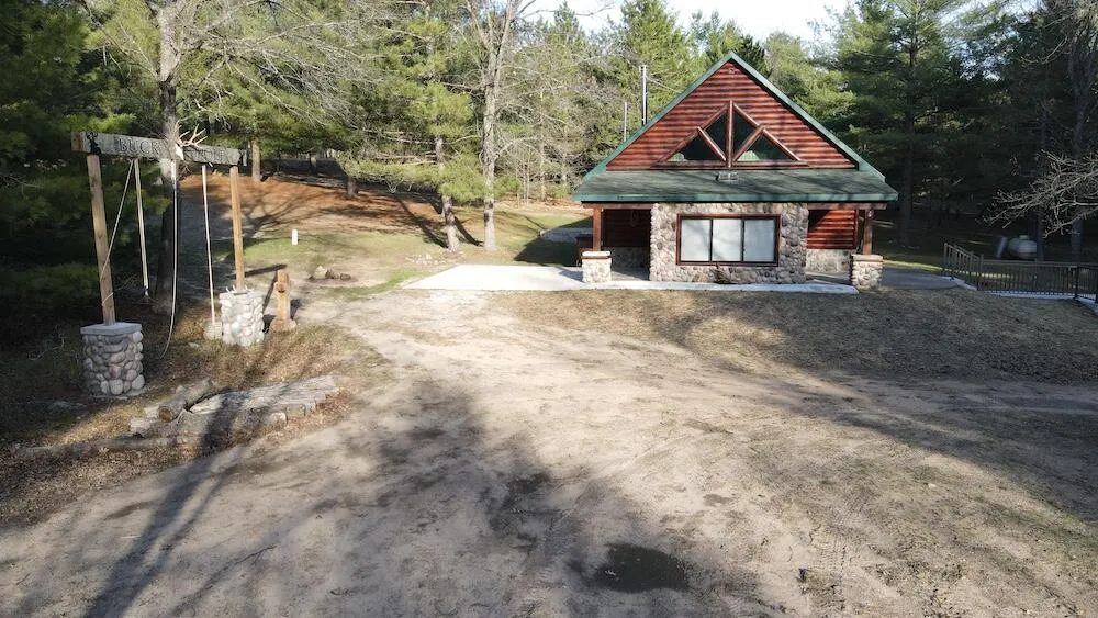7584 Railroad Grade Gladwin, MI 48624