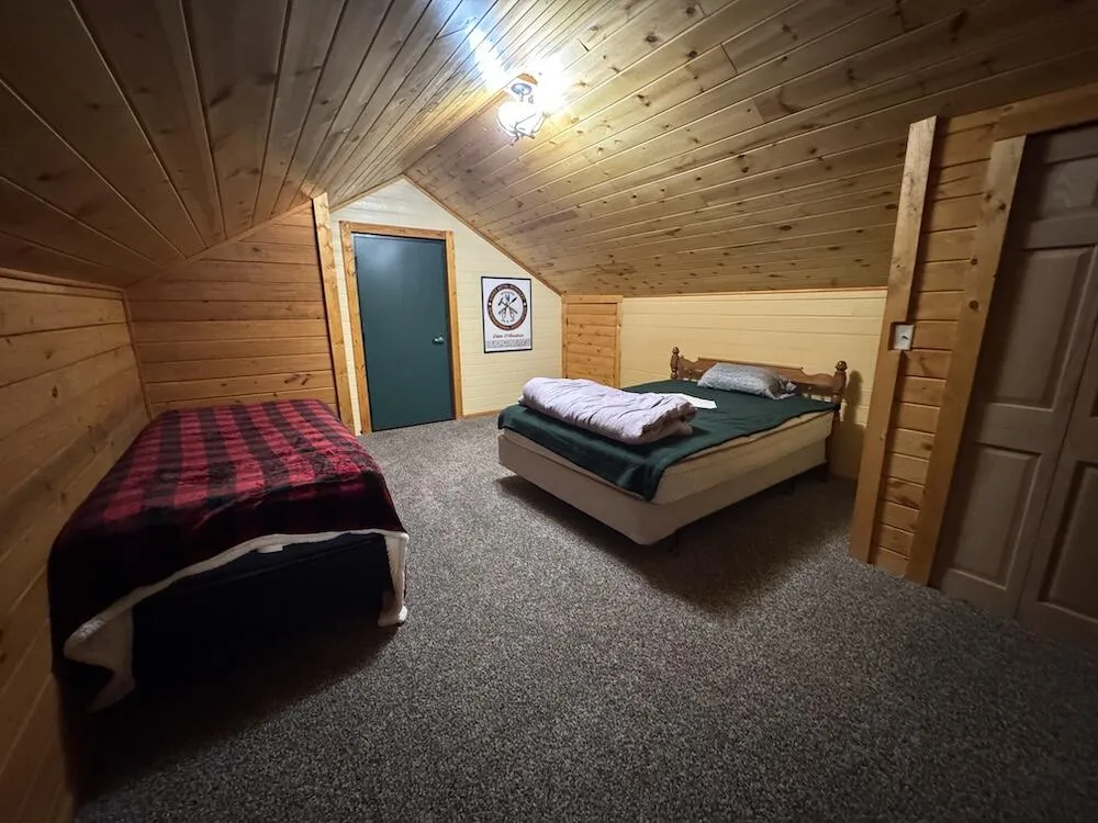 7584 Railroad Grade Gladwin, MI 48624