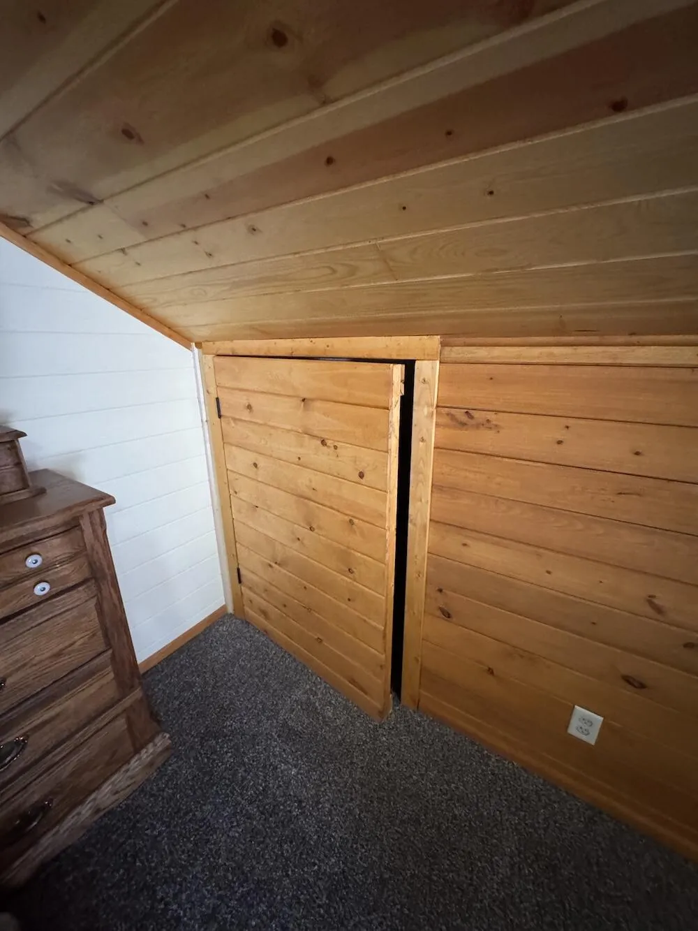 7584 Railroad Grade Gladwin, MI 48624