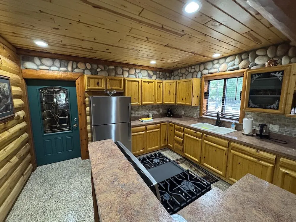 7584 Railroad Grade Gladwin, MI 48624
