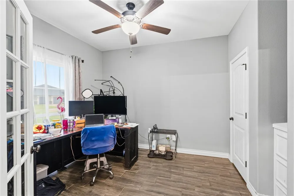 9521 Royal Oak Drive Corpus Christi, TX 78410