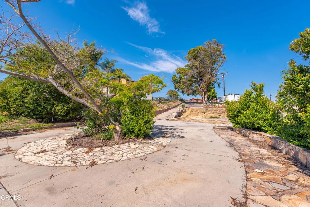 183 Cerro Crest Drive Camarillo, CA 93010