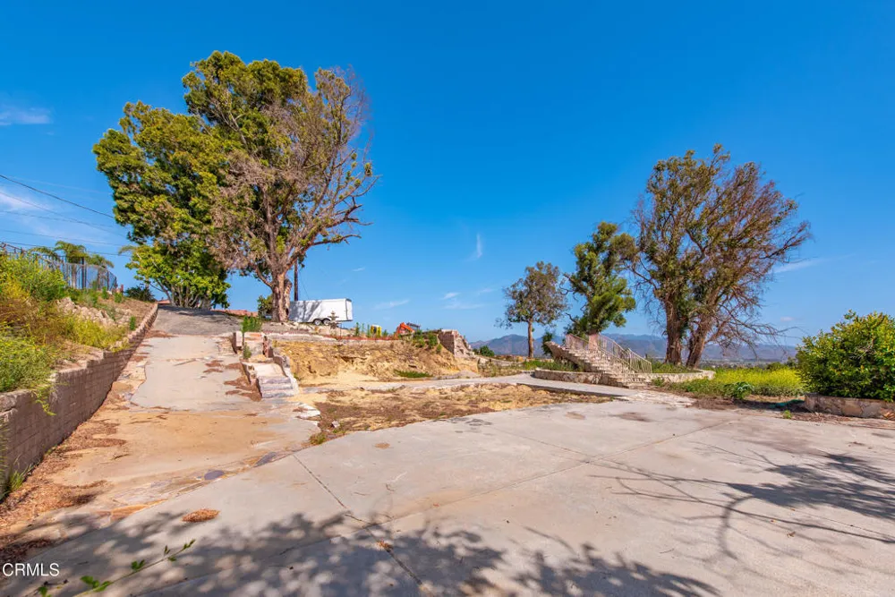 183 Cerro Crest Drive Camarillo, CA 93010