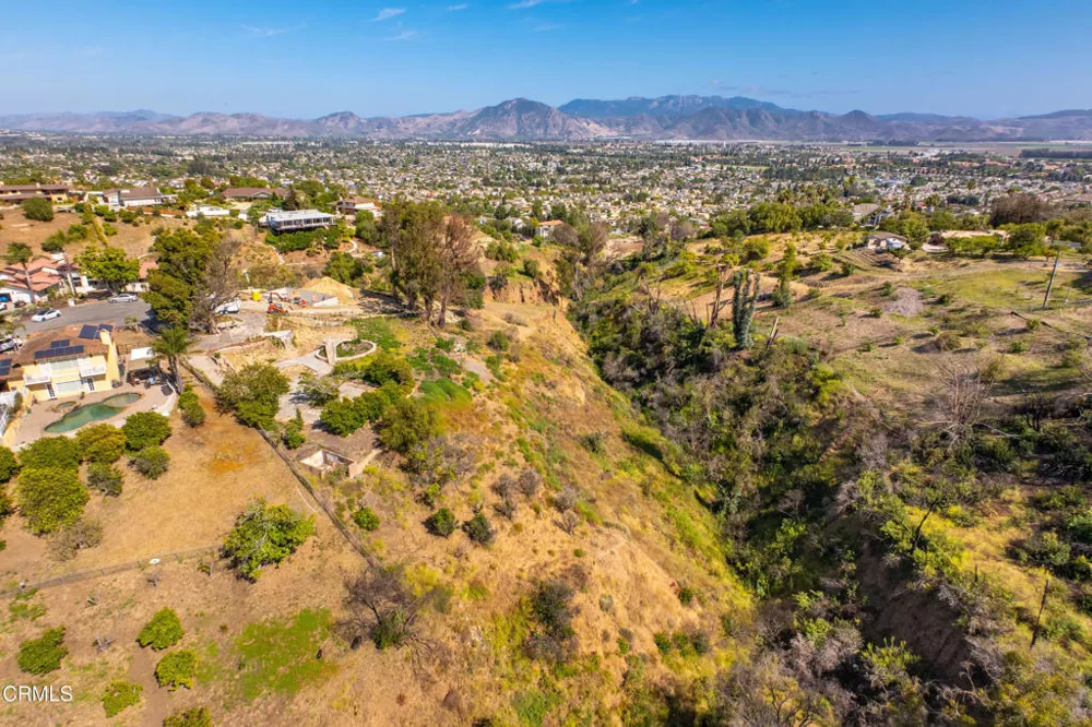 183 Cerro Crest Drive Camarillo, CA 93010
