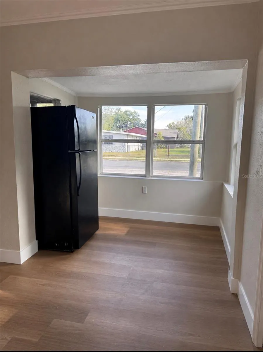 1204 W ALSOBROOK STREET Plant City, FL 33563
