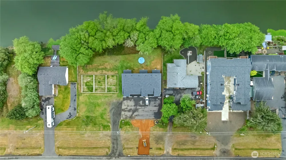 758 C Point Brown Avenue SE Ocean Shores, WA 98569