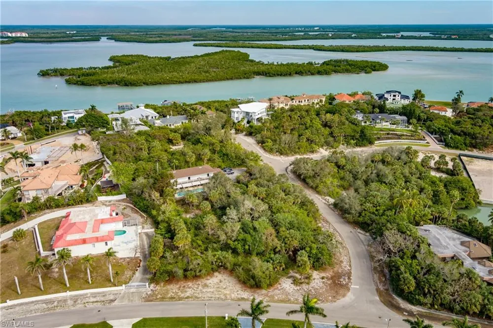 889 Scott Drive Marco Island, FL 34145