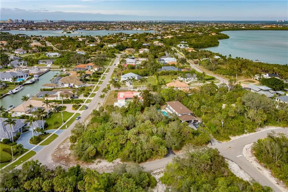889 Scott Drive Marco Island, FL 34145