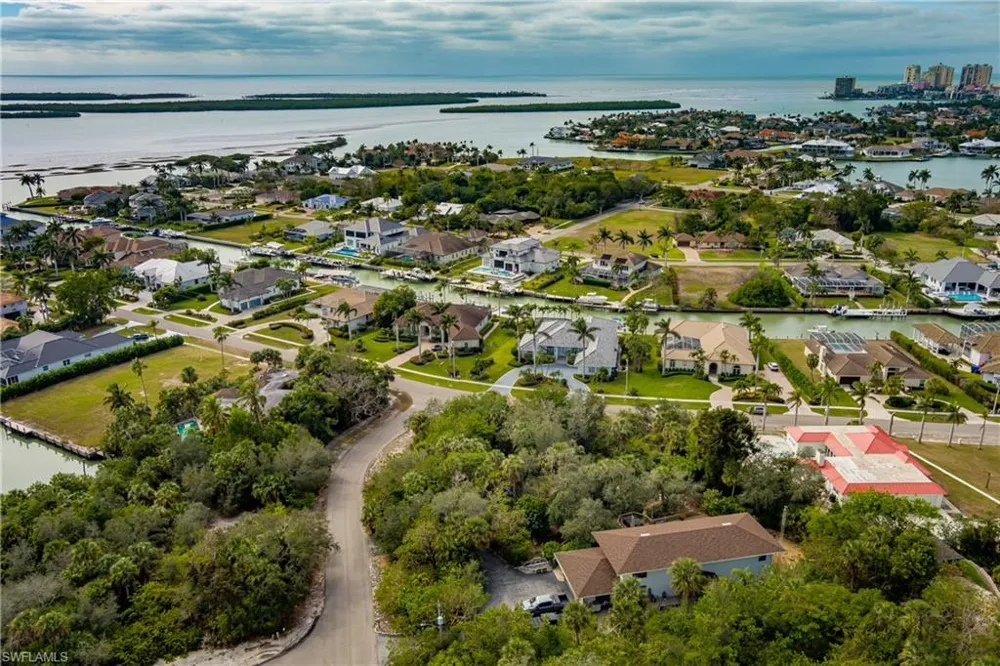 889 Scott Drive Marco Island, FL 34145