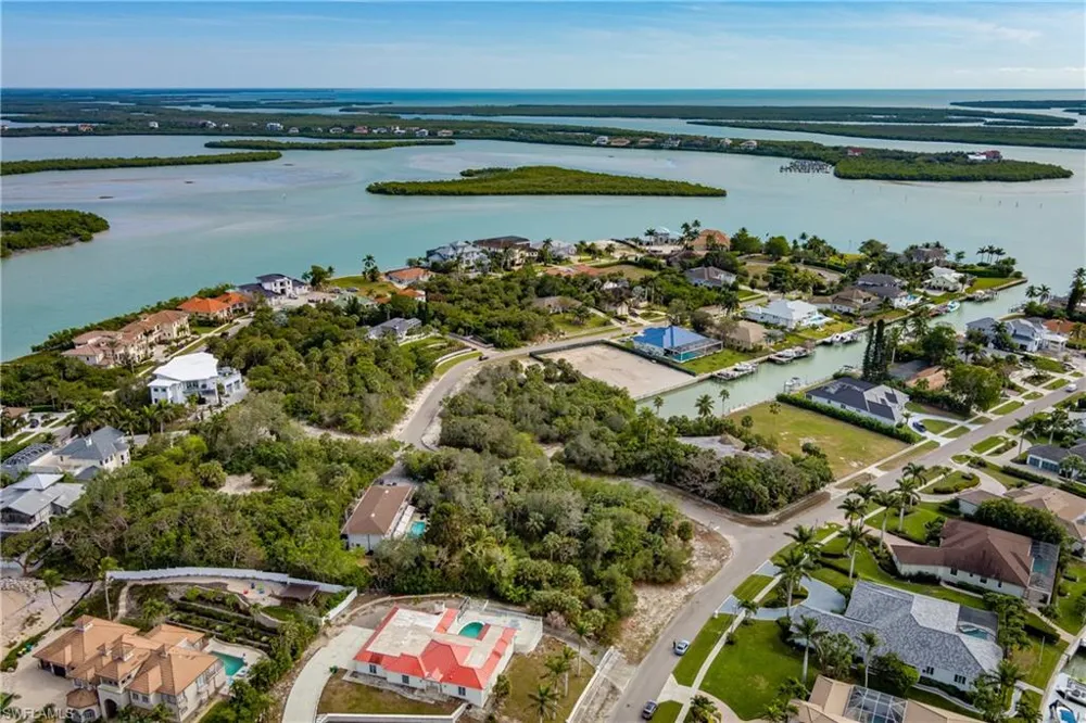 889 Scott Drive Marco Island, FL 34145