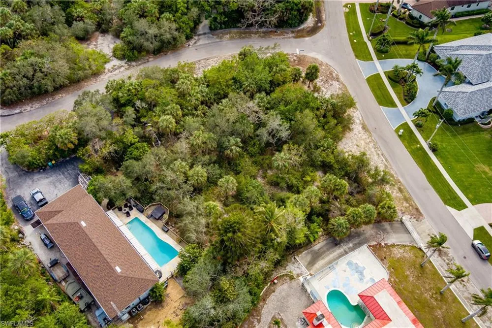 889 Scott Drive Marco Island, FL 34145