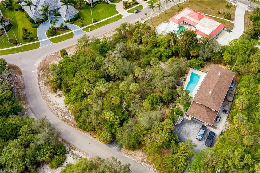 889 Scott Drive Marco Island, FL 34145