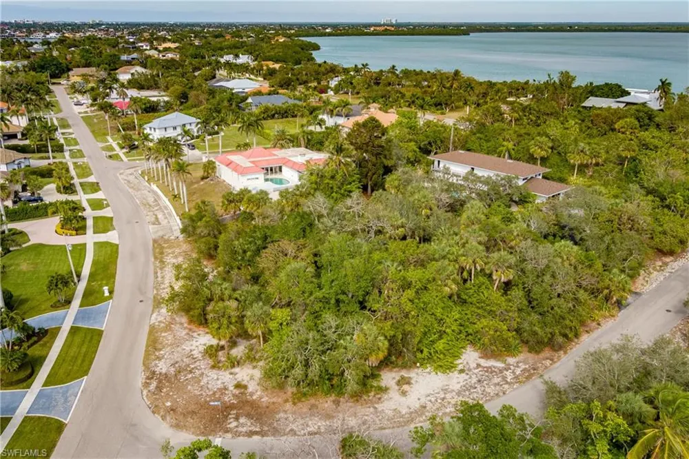 889 Scott Drive Marco Island, FL 34145