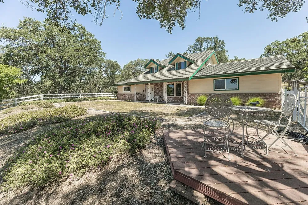 35477 Qualls Prather Road Auberry, CA 93602