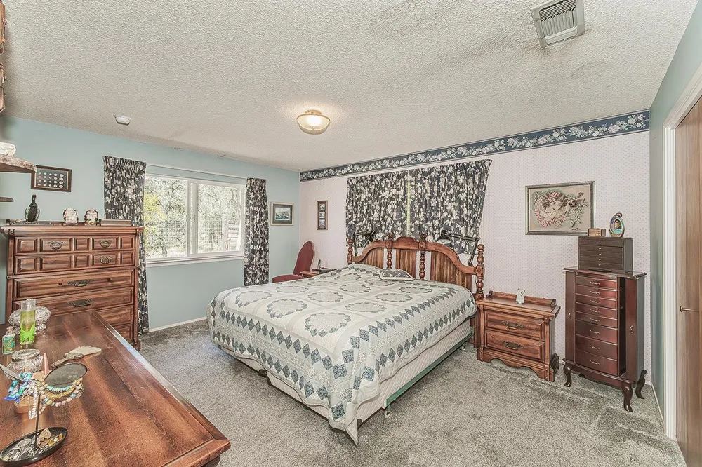 35477 Qualls Prather Road Auberry, CA 93602