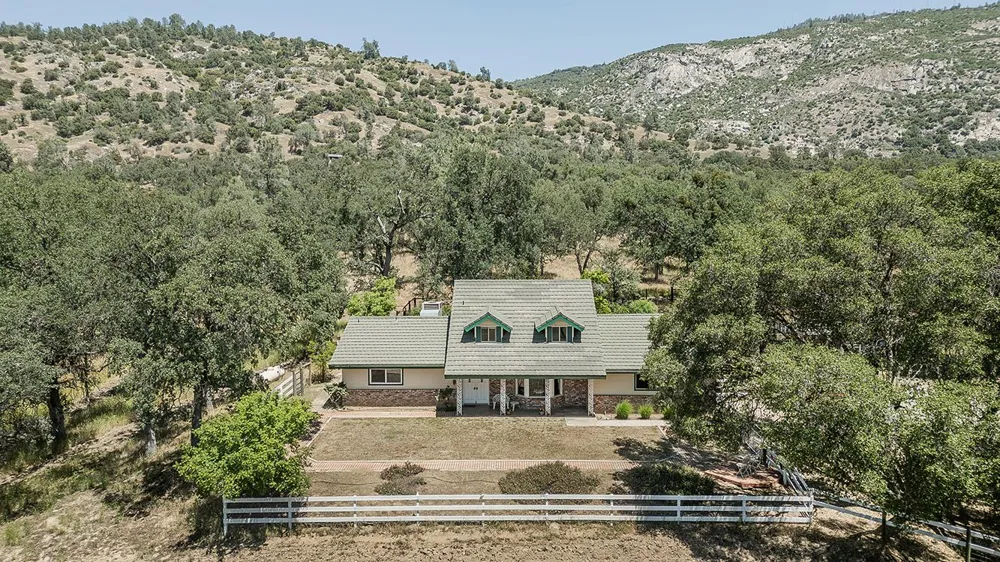35477 Qualls Prather Road Auberry, CA 93602