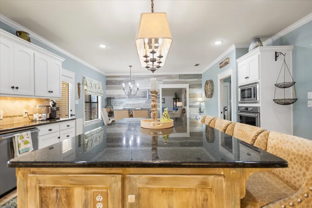 17636 County Road 2195 Whitehouse, TX 75791