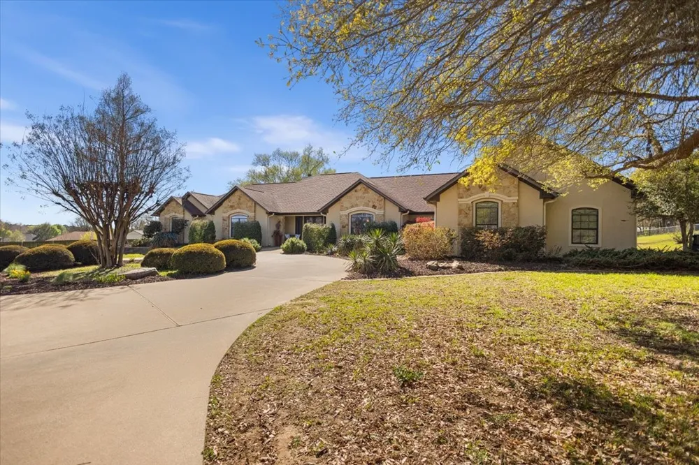17636 County Road 2195 Whitehouse, TX 75791