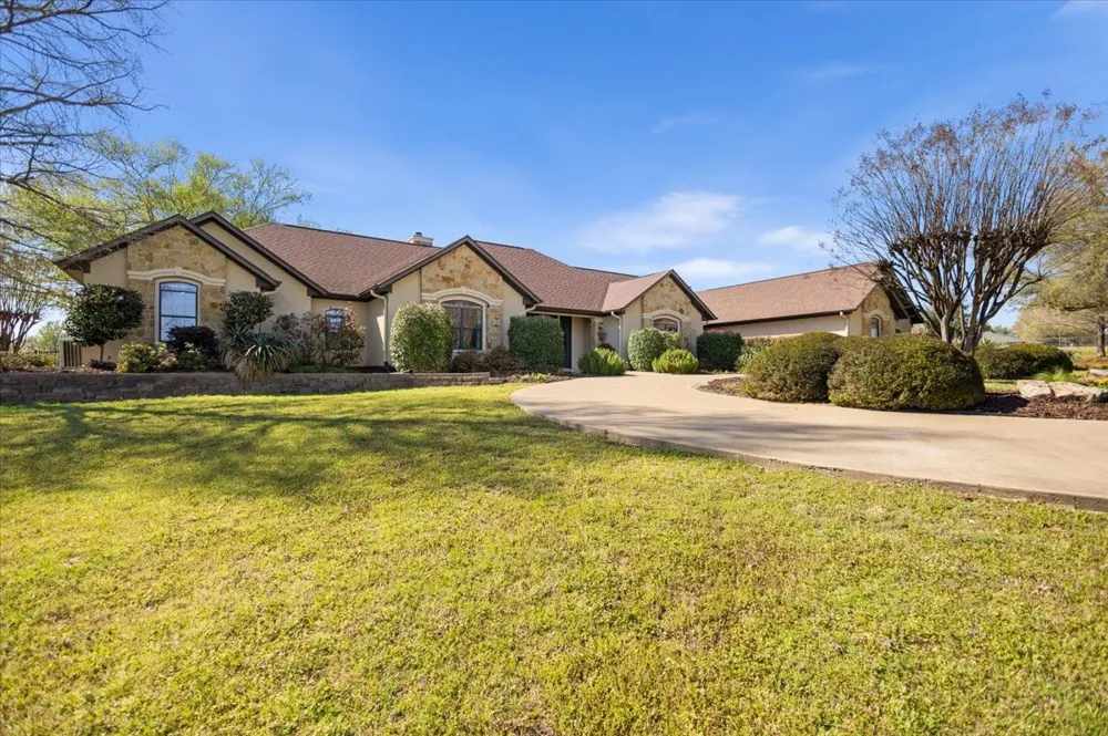 17636 County Road 2195 Whitehouse, TX 75791