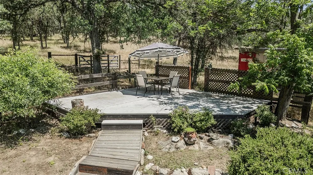 35477 Qualls Prather Auberry, CA 93602