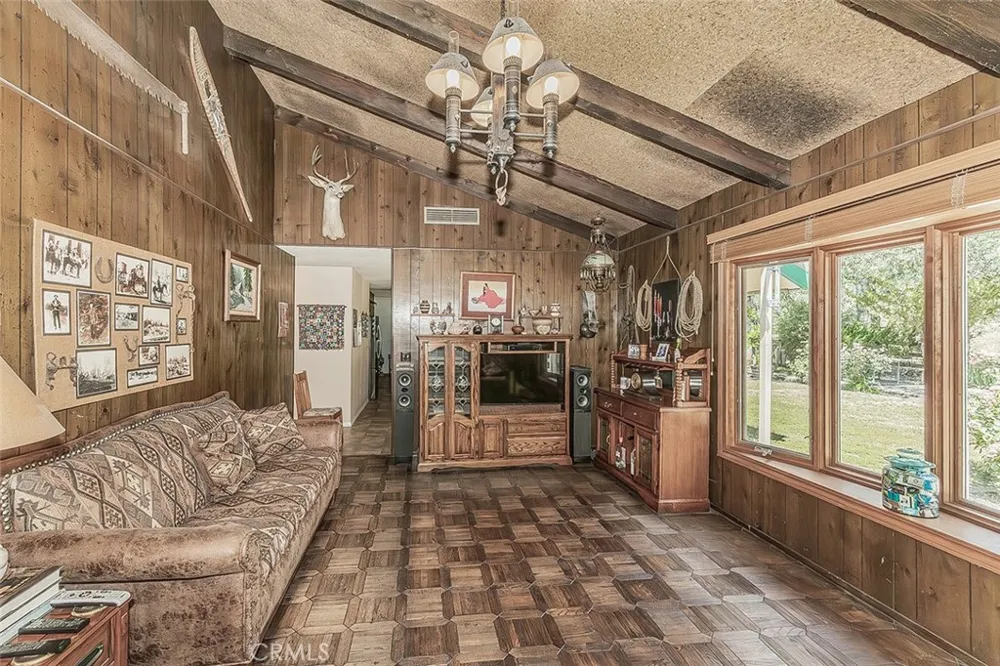 35477 Qualls Prather Auberry, CA 93602