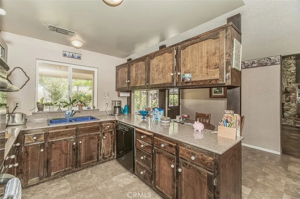 35477 Qualls Prather Auberry, CA 93602