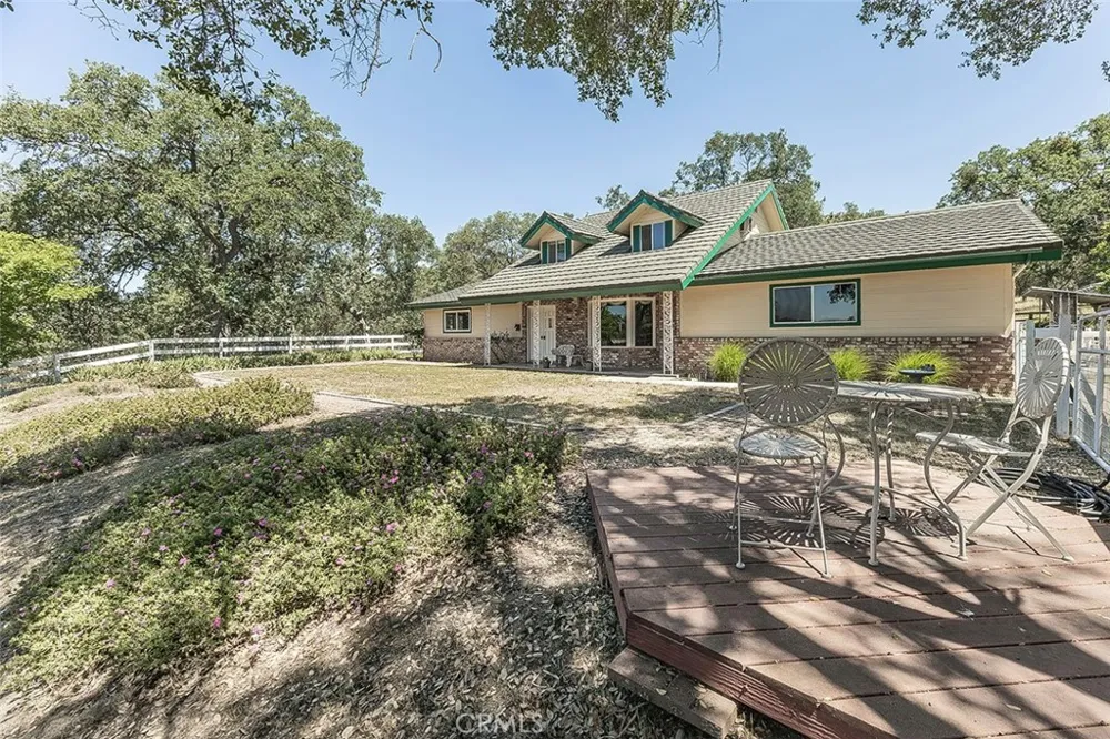 35477 Qualls Prather Auberry, CA 93602