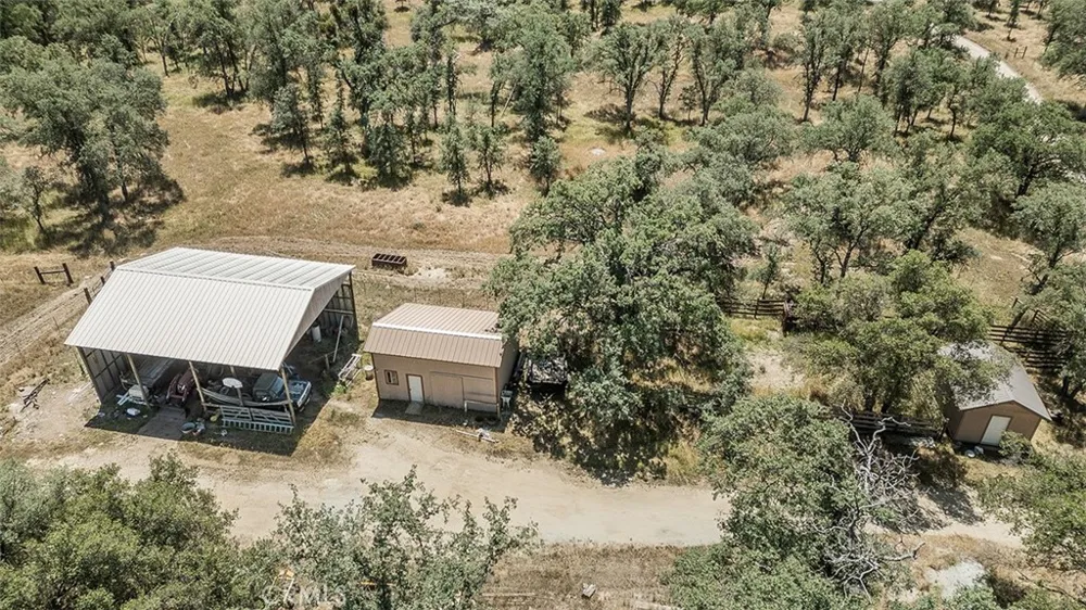 35477 Qualls Prather Auberry, CA 93602