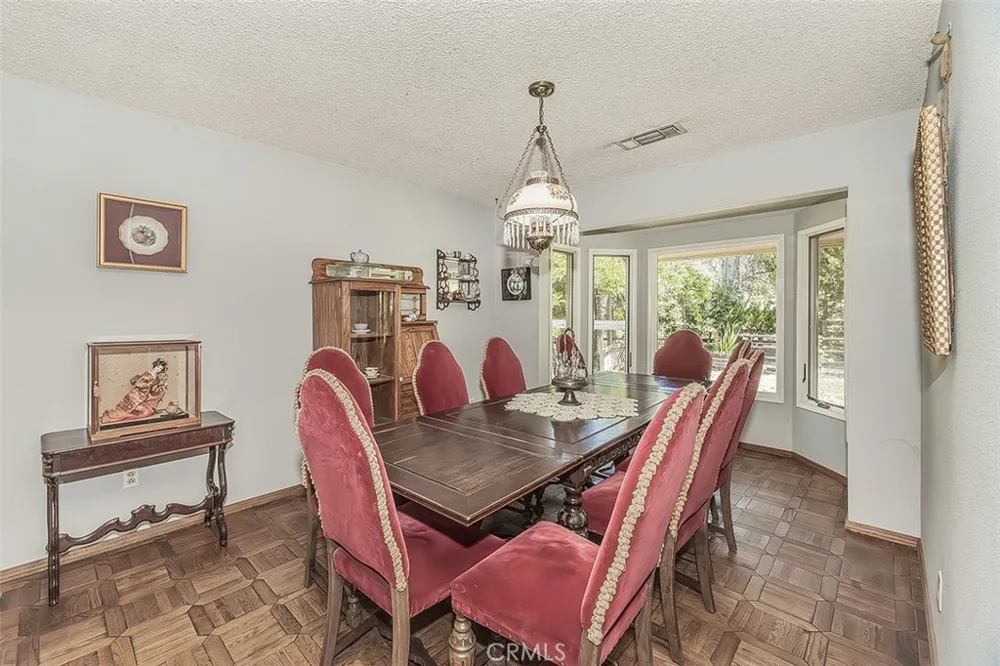 35477 Qualls Prather Auberry, CA 93602