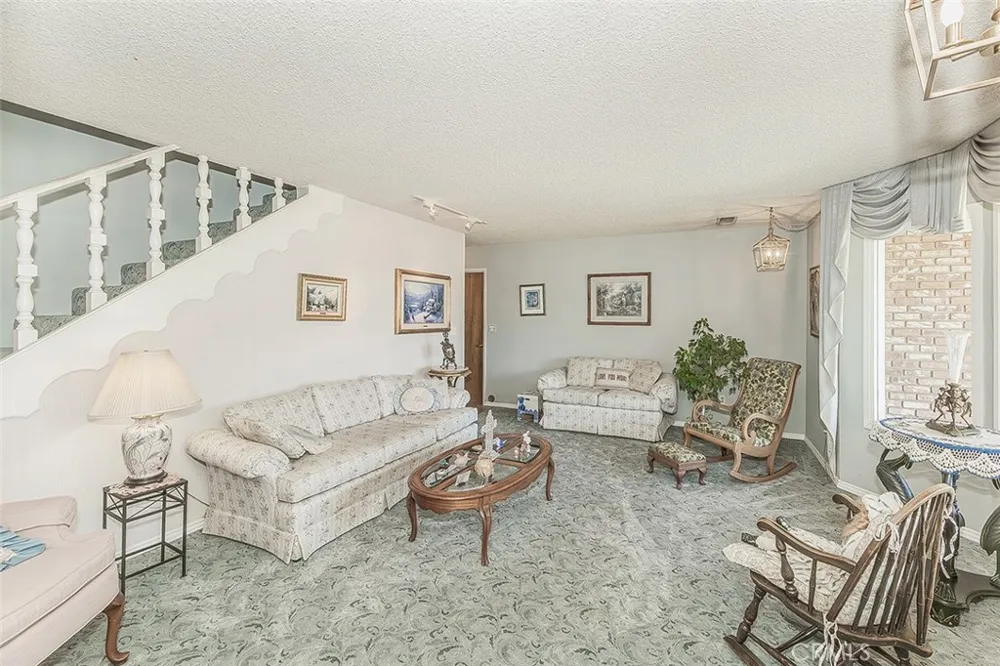 35477 Qualls Prather Auberry, CA 93602