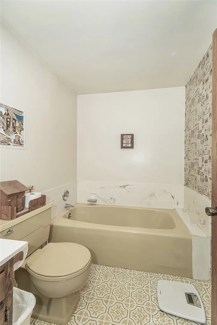 35477 Qualls Prather Auberry, CA 93602