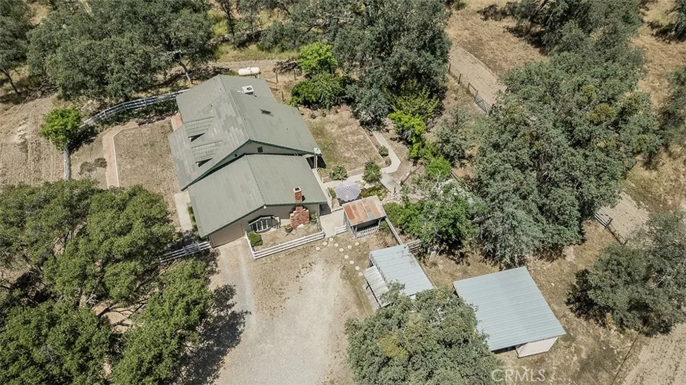 35477 Qualls Prather Auberry, CA 93602