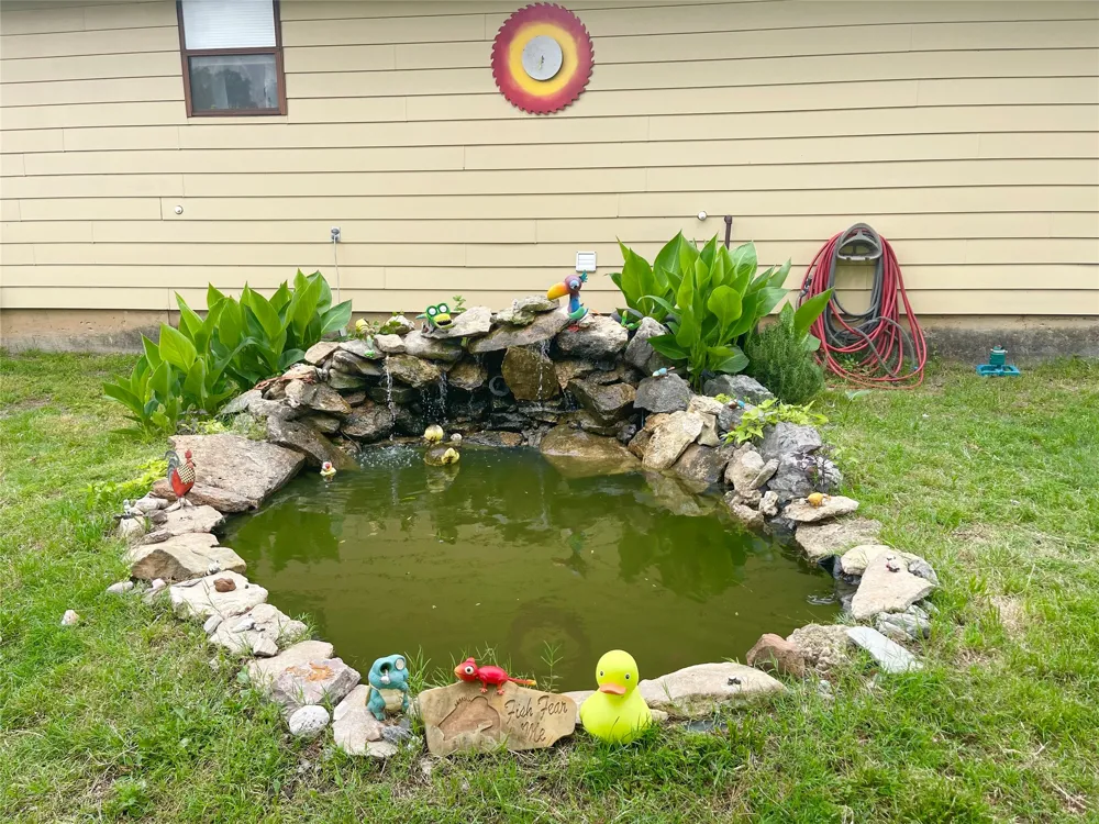 140 S Comanche Drive De Leon, TX 76444