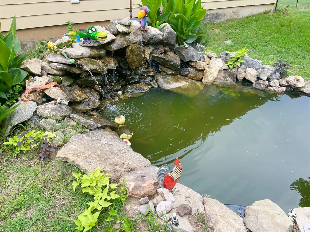 140 S Comanche Drive De Leon, TX 76444