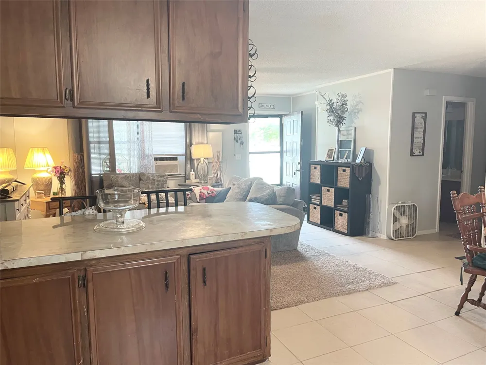 140 S Comanche Drive De Leon, TX 76444
