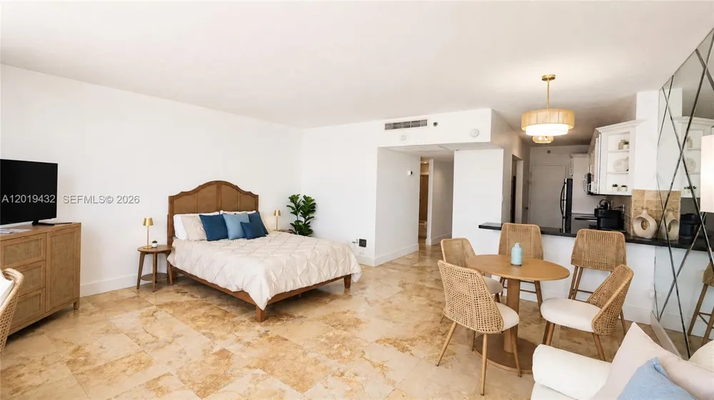 100 Lincoln Rd #1206 Miami Beach, FL 33139